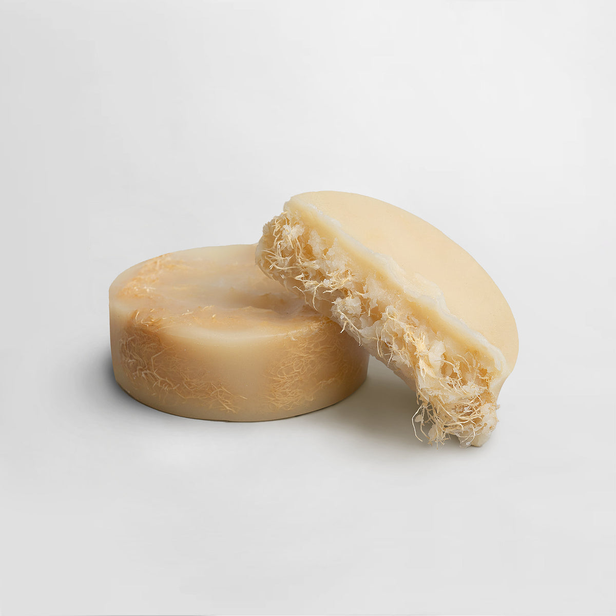 Lustra : Exotic Exfoliating Luffa Bar